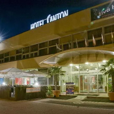 Orea Santon Ξενοδοχείο 4*